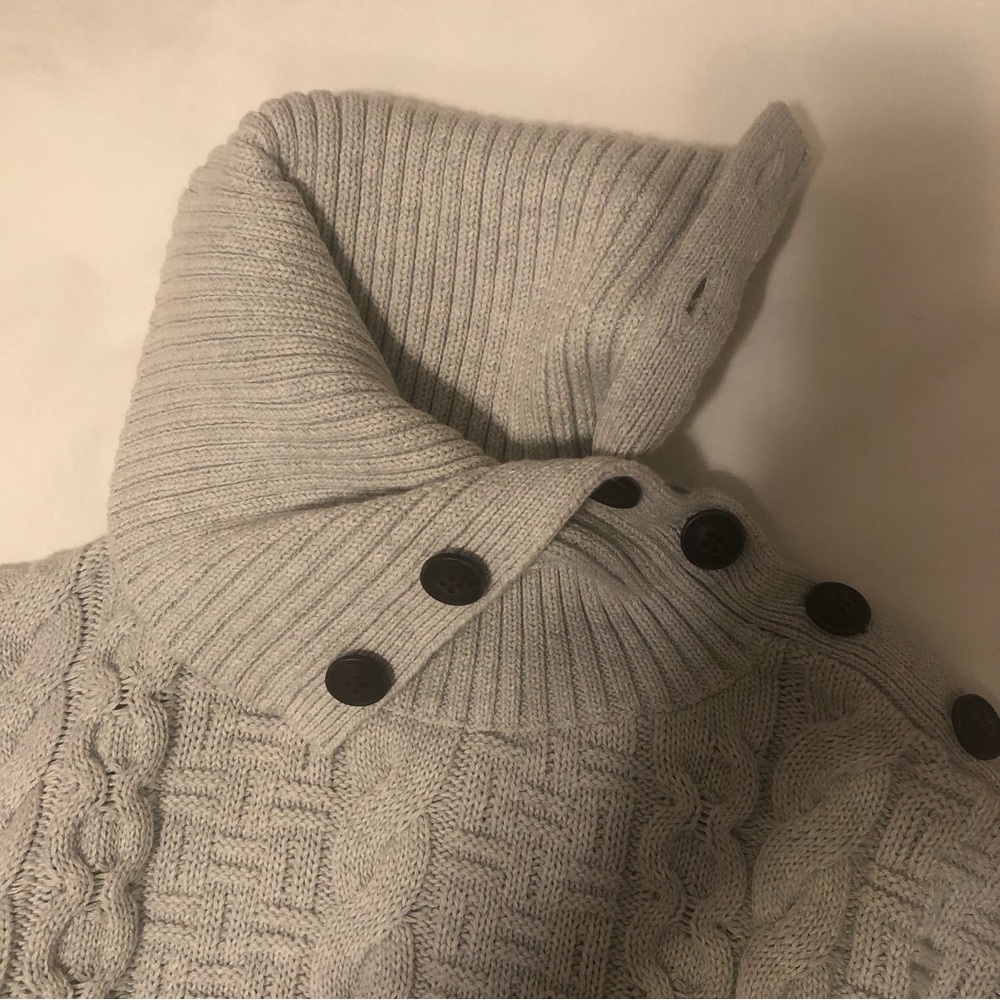 L.O.G.G. Gray Sweater❗️ - Picture 5 of 12